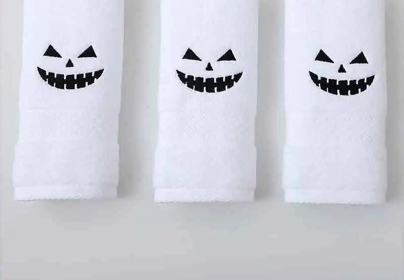 Set di 3 asciugamani in cotone ricamato per Halloween, delicati sulla pelle, morbidi, altamente assorbenti, per lavarsi il viso, per fare il bagno e per viaggiare.
