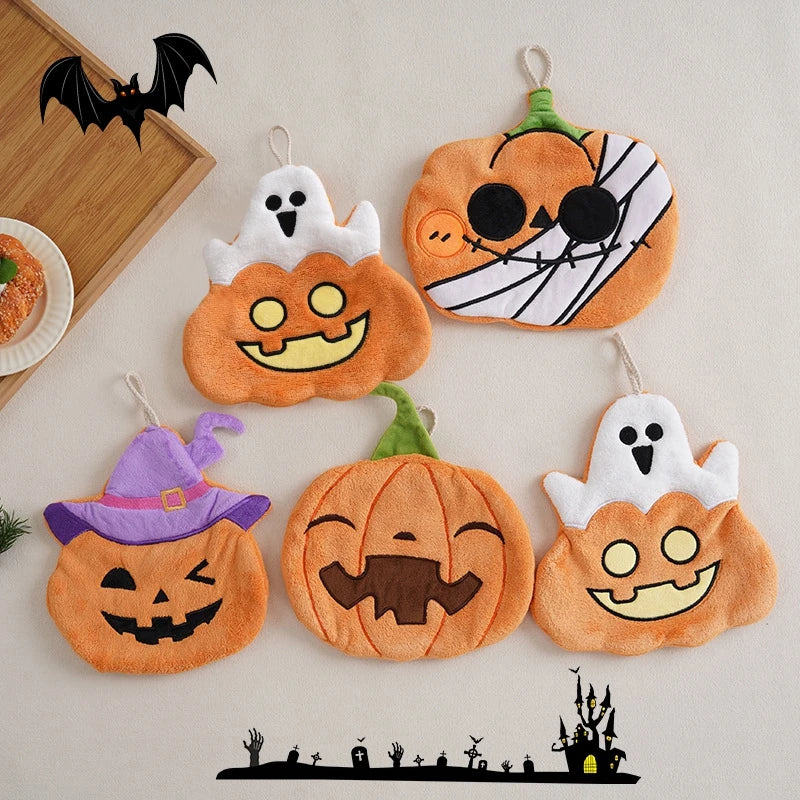 Graziosi asciugamani per Halloween 2025