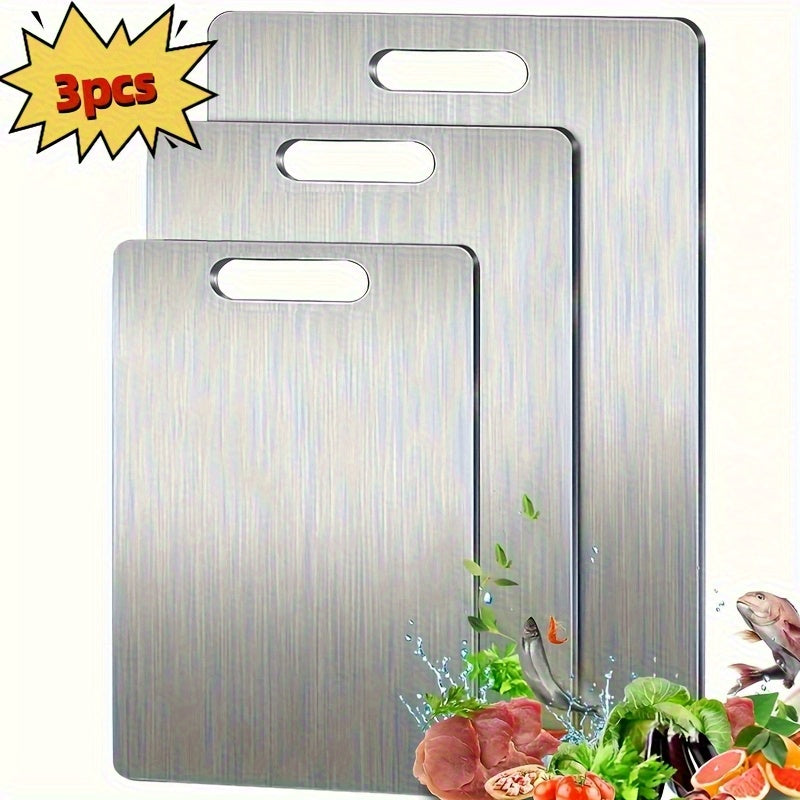 Set di 3 taglieri in acciaio al titanio di alta qualità - Acciaio inossidabile alimentare su entrambi i lati, superficie liscia, ideali per l'uso in cucina e in sala da pranzo, resistenti e facili da pulire.